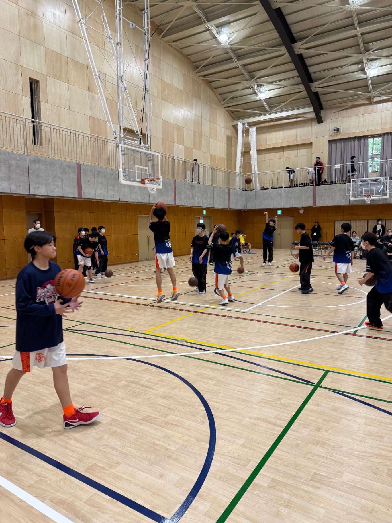 多摩大会ベスト16(209校中)
【穎明館中学校 中学男子バスケットボール部】