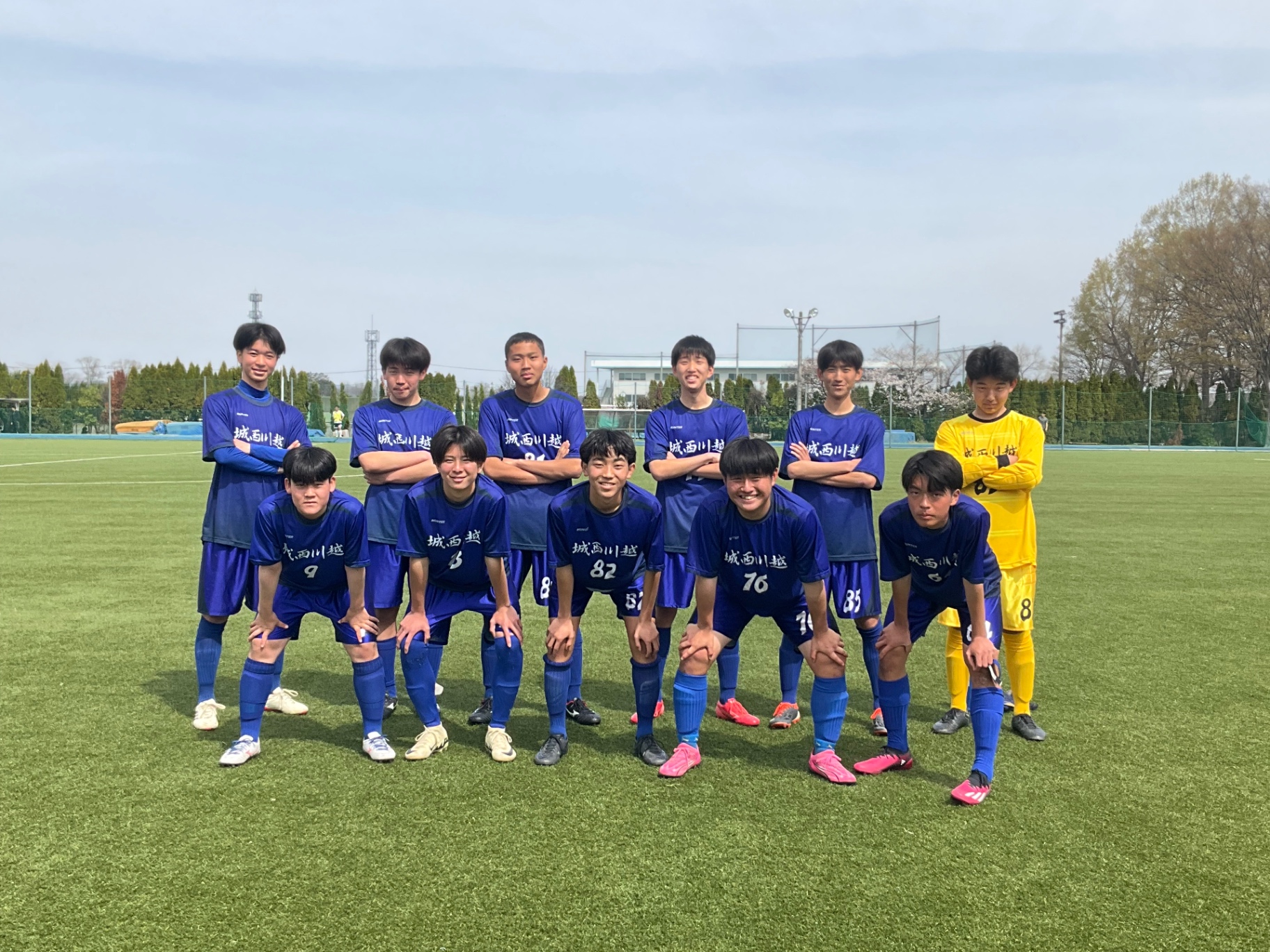 ウォーマー 早い者勝ち。値下げ交渉⭕️ 選ら 大学サッカー好き必見！城西大学サッカー部