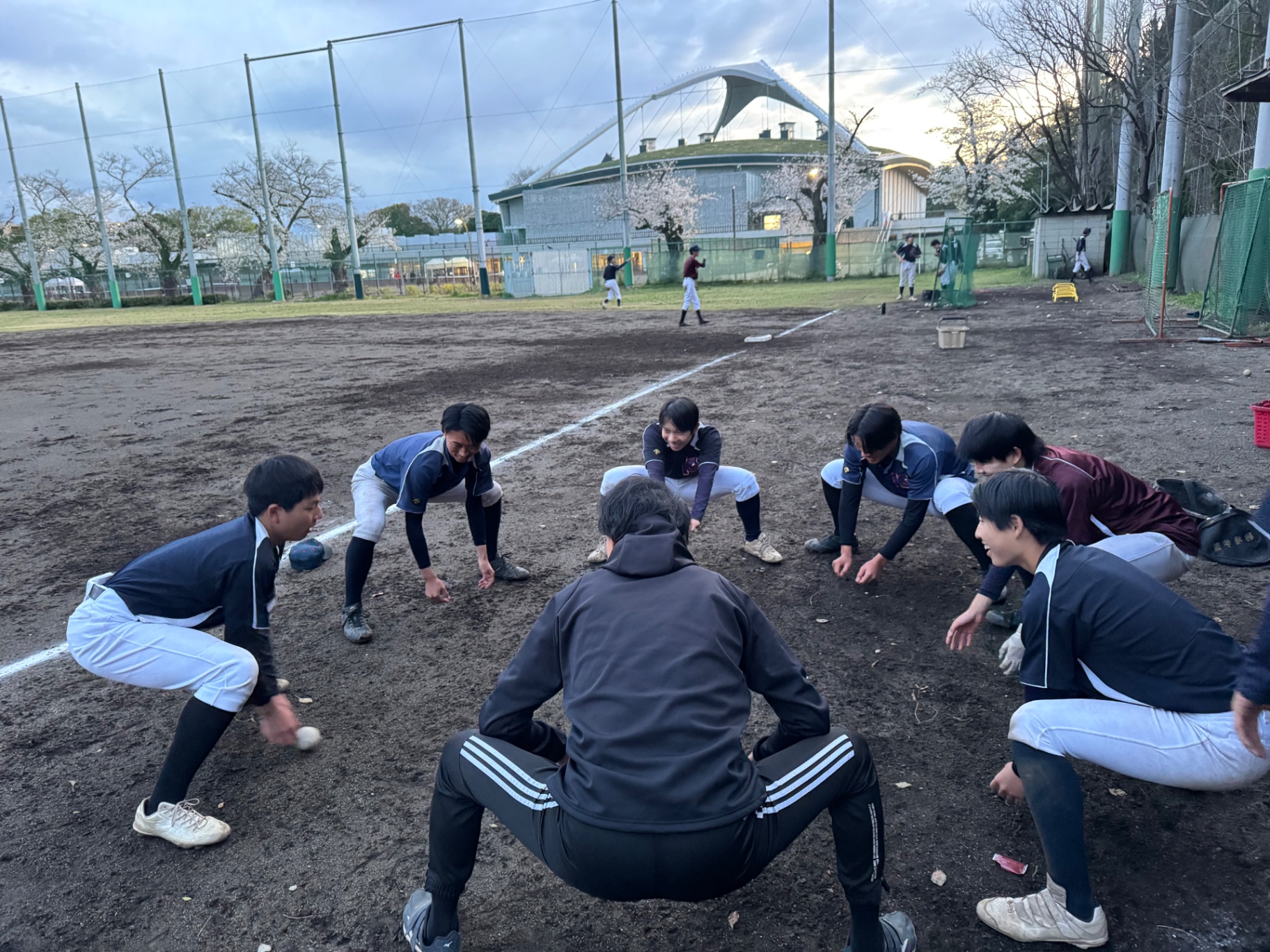 4/4(金)【駒沢練習】
【駒場学園高等学校  軟式野球部】